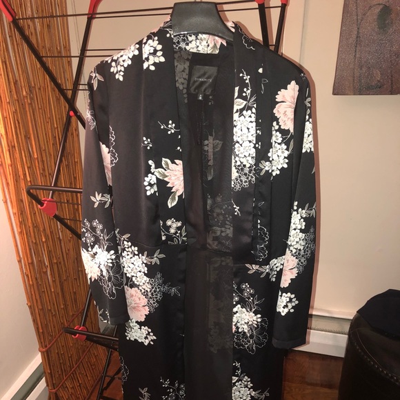Duster / Kimono - Picture 1 of 2